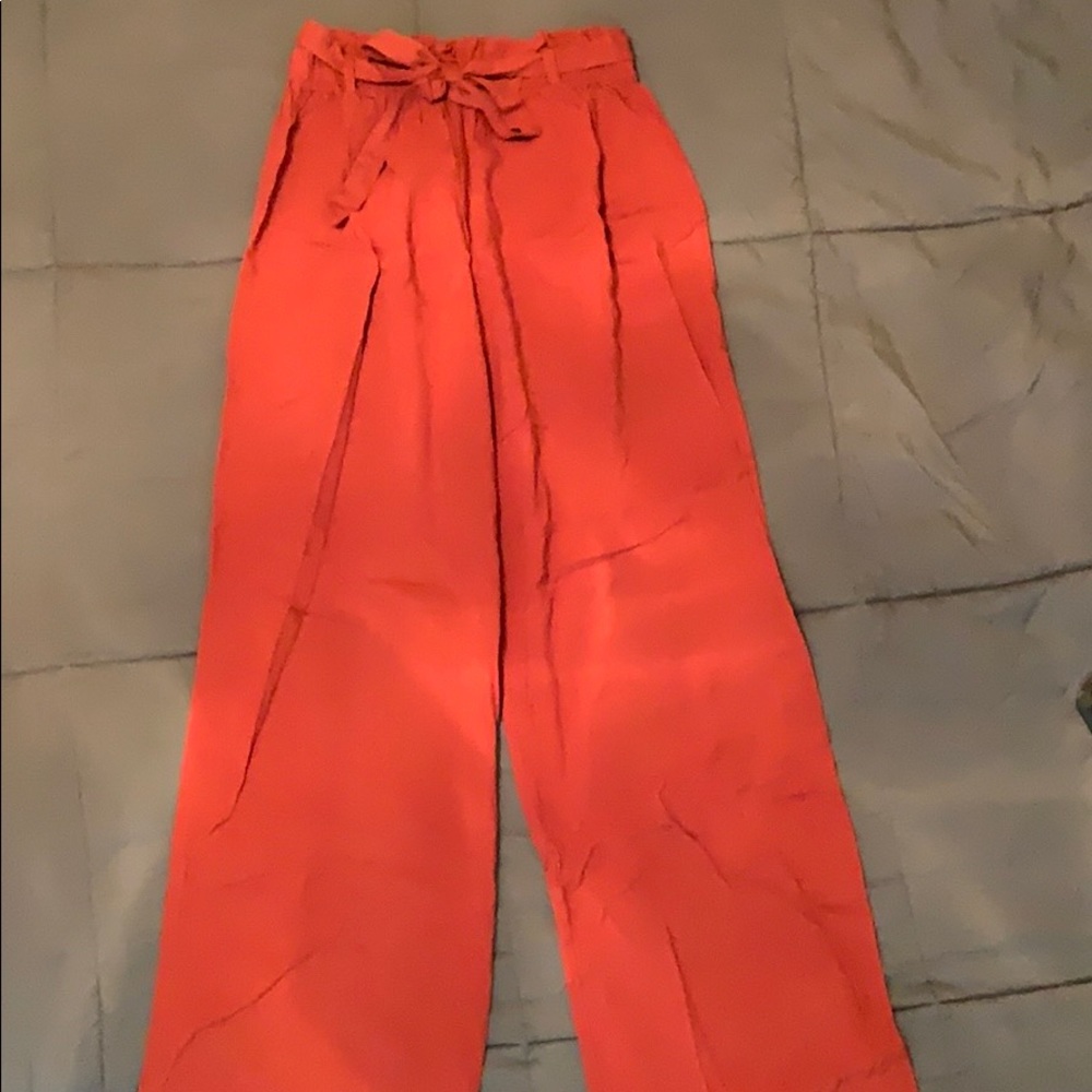 Paperbag pants (Never Worn)